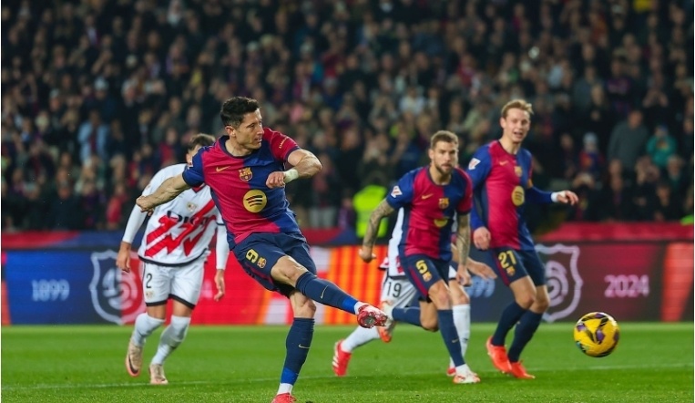 斯帕莱蒂：我执教意大利队是自作自受，但需要帮助我义不容辞（斯帕莱蒂：执教意大利是我自选之路，但需要帮助时我当仁不让）