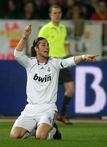 官方：拜仁女足与日本女足国脚谷川萌萌子续约至2029年