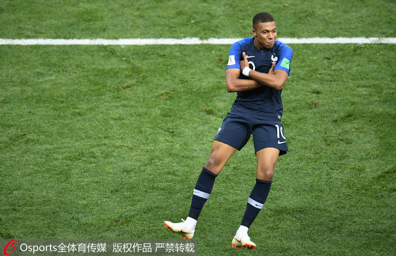 罗马诺：国米仍有意科内，但除非报价非同寻常否则罗马不卖