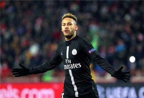 3-0！14亿豪门终结3连平紧追领头羊 神锋两记世界波15轮狂轰16球